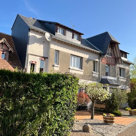 Logis Hotel Le Saint Florent Mont-près-Chambord Exterior foto