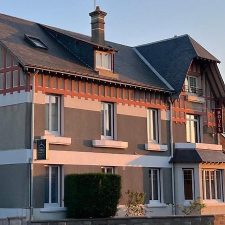 Logis Hotel Le Saint Florent Mont-près-Chambord Exterior foto
